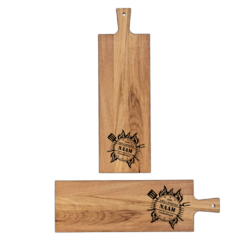 Een mooie houten hapjesplank voor bij de bbq